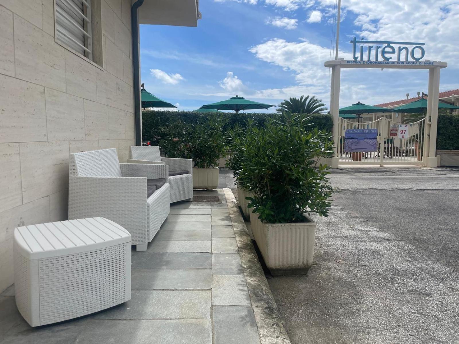 Amamare Apartments Viareggio Dış mekan fotoğraf